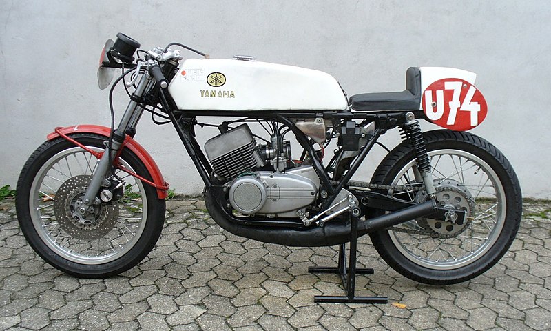 File:Yamaha RD 250 A.jpg