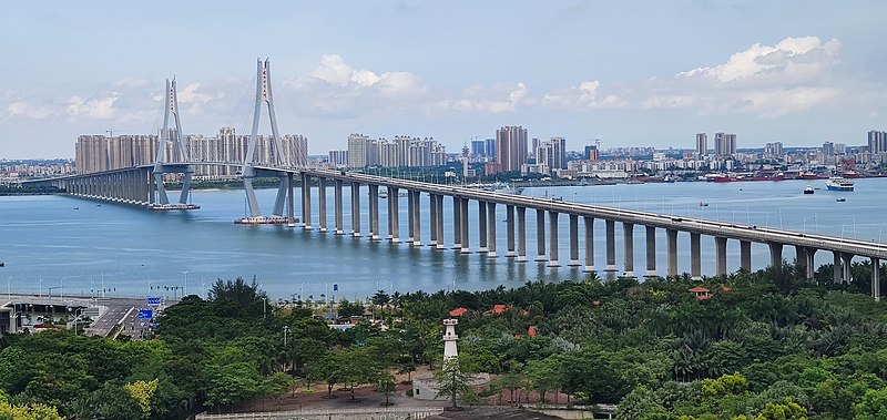 File:Zhanjiang Bay Bridge.jpg