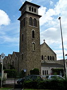 圣母教堂（法语：Église Notre-Dame-de-l'Espérance d'Ivry-sur-Seine）