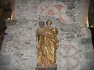 Sainte Barbe. Statue sculptée en bois et dorée (Environ deux mètres de hauteur). Église Saint-Jean-Baptiste de Montréjeau