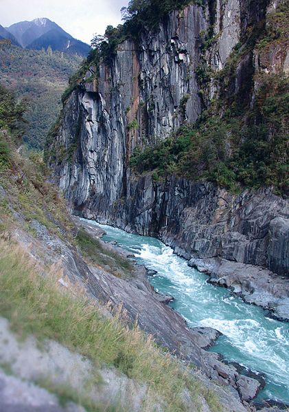 File:西藏林芝-雅鲁藏布大峡谷 - panoramio.jpg