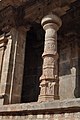 1-Airavatesvara Temple - Darasuram - Tamilnadu - Column Detail of carvings 01.jpg
