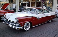 Ford Crown Victoria 1955