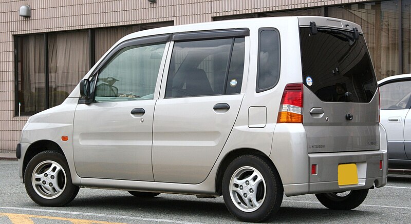 File:1998-1999 Mitsubishi Toppo BJ rear.jpg