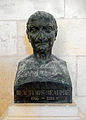 Buste de Charles-François Beautemps-Beaupré dans la salle des rois.
