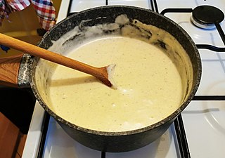 <span class="mw-page-title-main">Béchamel sauce</span> Sauce of the French cuisines