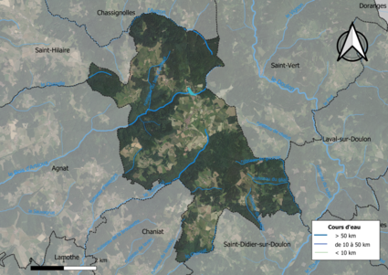 Vue aérienne du territoire communal.