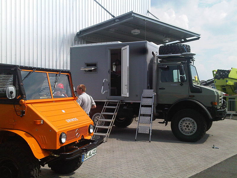 File:60 Jahre Unimog - Wörth 2011 031 (5797369475).jpg