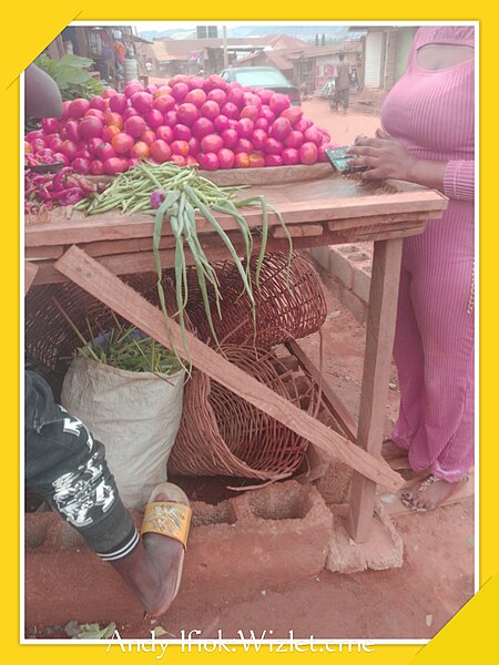 File:A vegetable vendor jpg 04.jpg