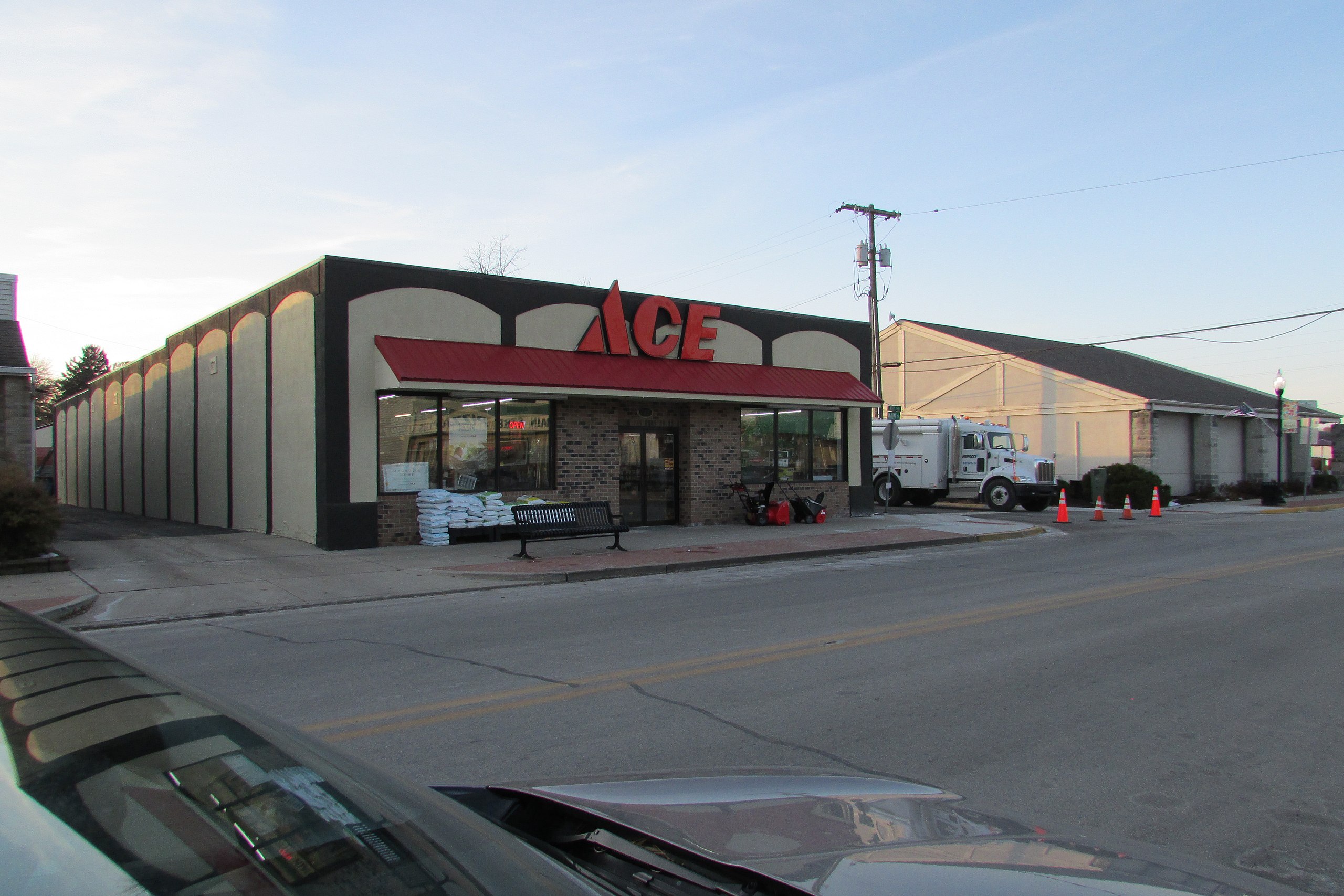 Ace Hardware - Wikipedia