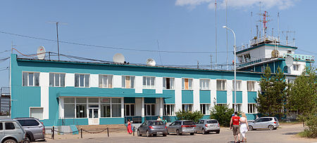 Aeroport Lensk.jpg