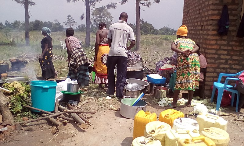 File:African Women Cooking.jpg