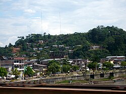 Aguaytía (desde el puente).jpg