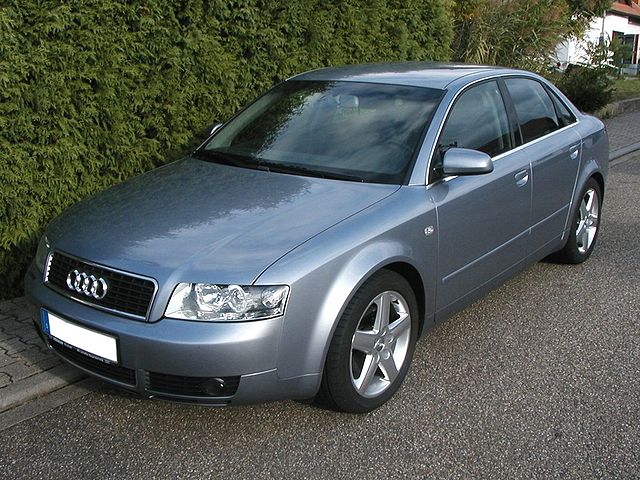 File:Audi A4 B6.jpg - Wikimedia Commons