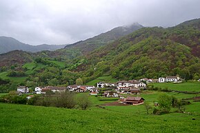 Aldeia de Aurtiz, no município de Ituren