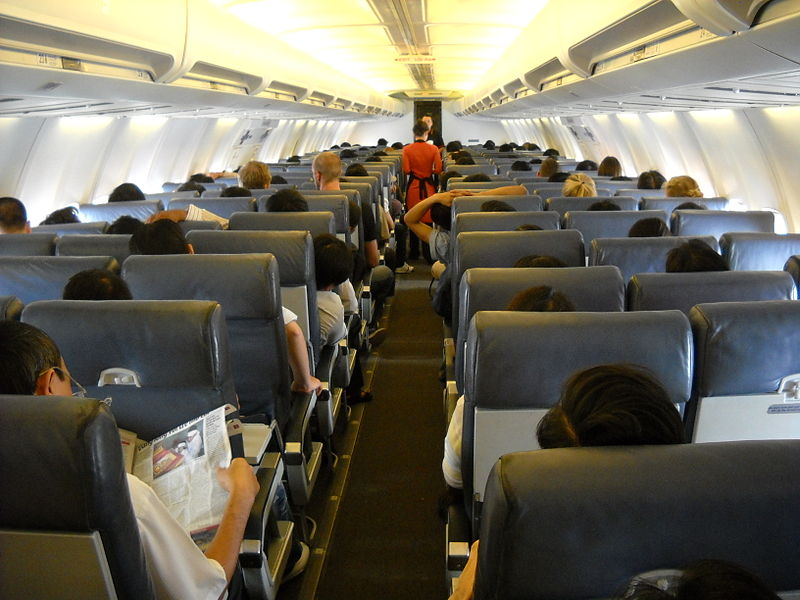 File:Bên trong chiếc B737 của Jetstar.jpg