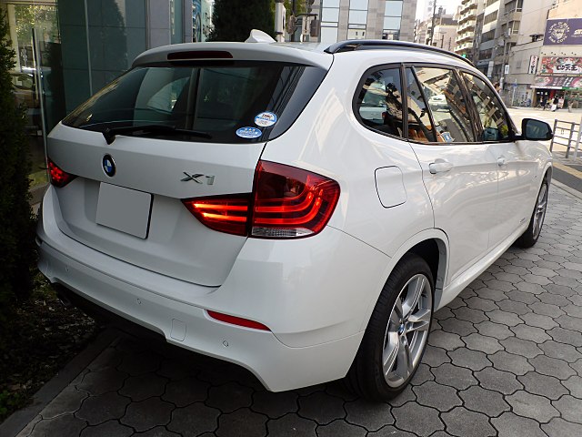 File:BMW X1 xDrive20i (E84) rear.JPG - Wikimedia Commons