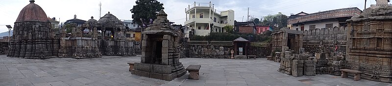 File:Baleshwar temple, champawat.JPG