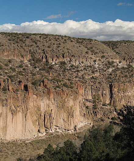 Frey Trail and Long House, as seen from the Long Trail