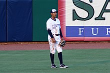 Blake Perkins bermain centerfield untuk NWA Naturals.jpg