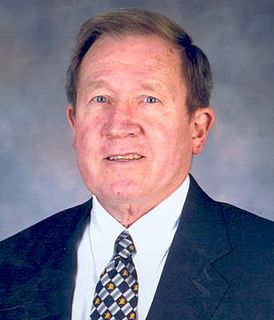 <span class="mw-page-title-main">Bobby Ross</span> American football player and coach (born 1936)