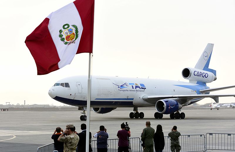 File:Bolivia entrega segundo envío de donaciones para damnificados peruanos (33361145960).jpg