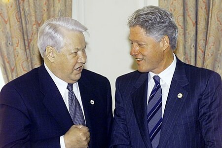 Tập_tin:BorisYeltsin_and_BillClinton_1999-11-18.jpg