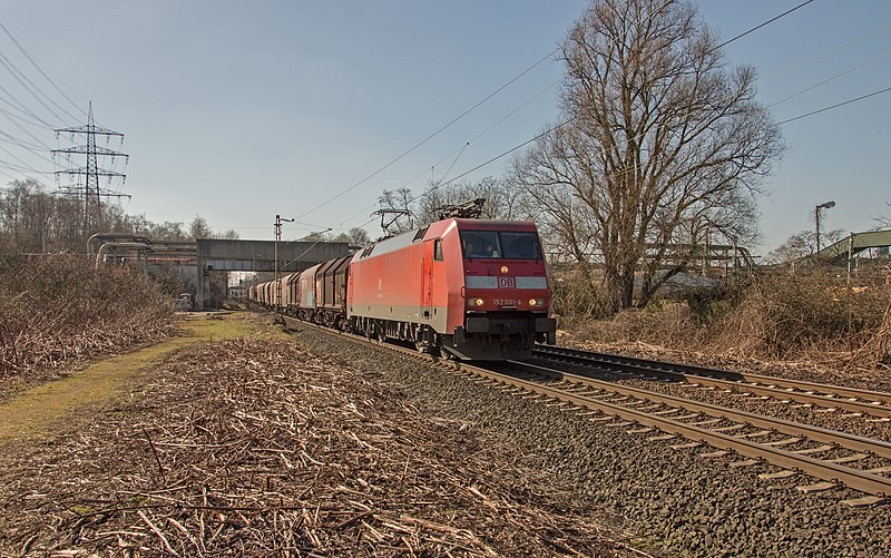 File:Bottrop Kokerei Prosper DB 152 001 trein 60461 Beverwijk - Hagen Güterbahnhof (16795148881).jpg