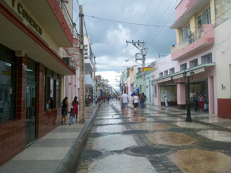 File:Boulevard de Bayamo - panoramio (2).jpg