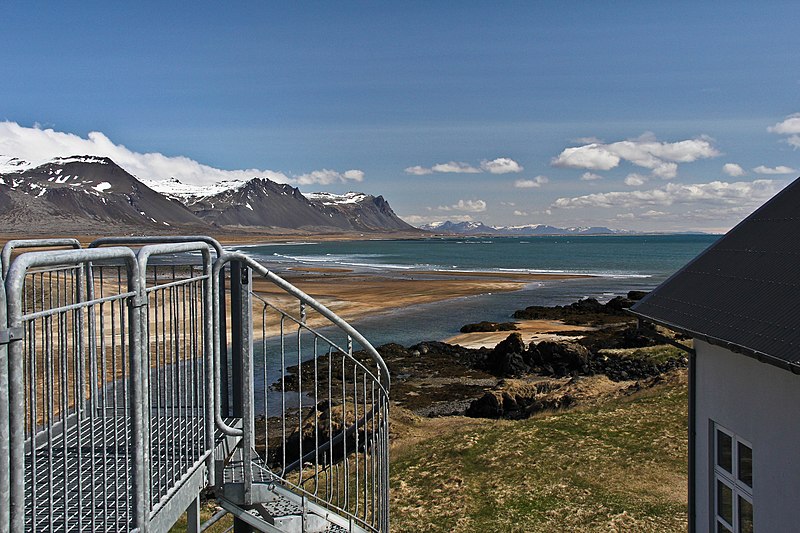 File:Budavik seen from the Budir hotel (7271287280).jpg