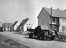 Bundesarchiv B 145 Bild-F001671-0006, Hannover, Neubaugebiet.jpg