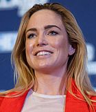 Caity Lotz, Schauspielerin, geboren am 30. Dezember 1986.