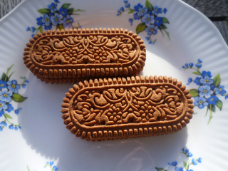 <span class="mw-page-title-main">Cameo Creme</span> Chocolate biscuit made in New Zealand