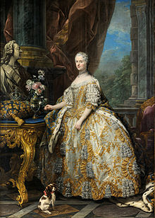 Queen Marie, by Carle Van Loo (1747) Carle Van Loo - Marie Leszczinska, reine de France (1703-1768) - Google Art Project.jpg