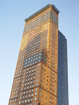 Carnegie Hall Tower, 2005. Metropolitan Tower i bakgrunden.