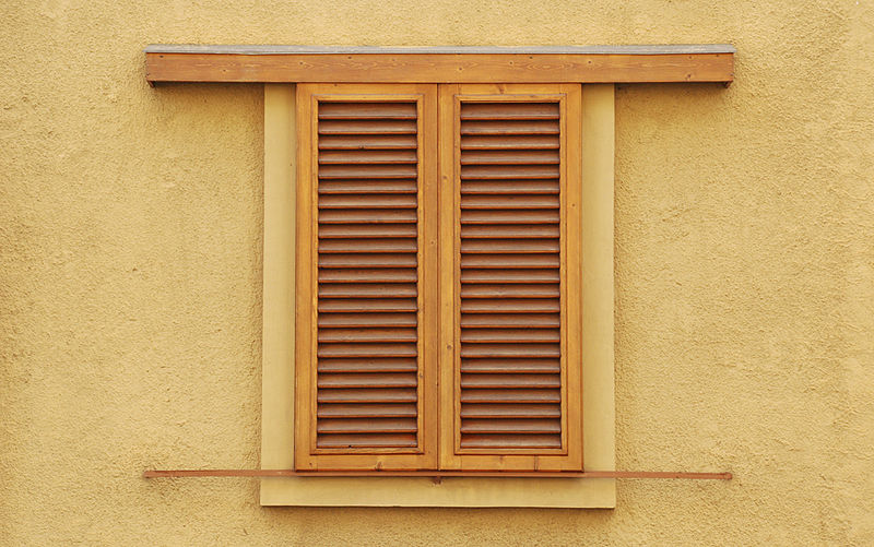 File:Case per indigenti (Florence) - North side - Window IV.jpg