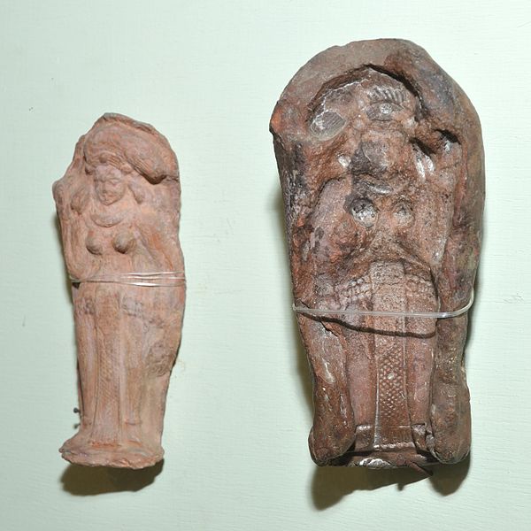 File:Cast and Mould - Showcase 18-18 - Prehistory and Terracotta Gallery - Government Museum - Mathura 2013-02-24 6343.JPG
