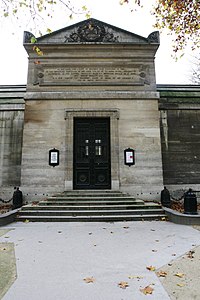 Entrance on Rue Pasquier