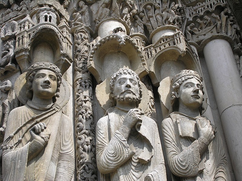 File:Chartres Cathedral-108256.jpg