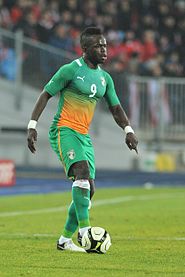 Tioté playing for the Ivory Coast in 2012