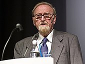 Sir Clive Granger, economist awarded the 2003 Nobel Memorial Prize in Economic Sciences Clive Granger by Olaf Storbeck.jpg