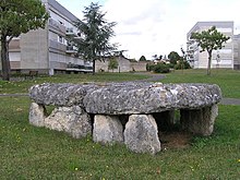 Dolmen de la cité du dolmen à Cognac