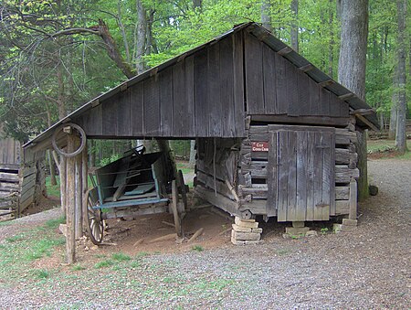 Tập_tin:Cox-corn-crib-tn1.jpg