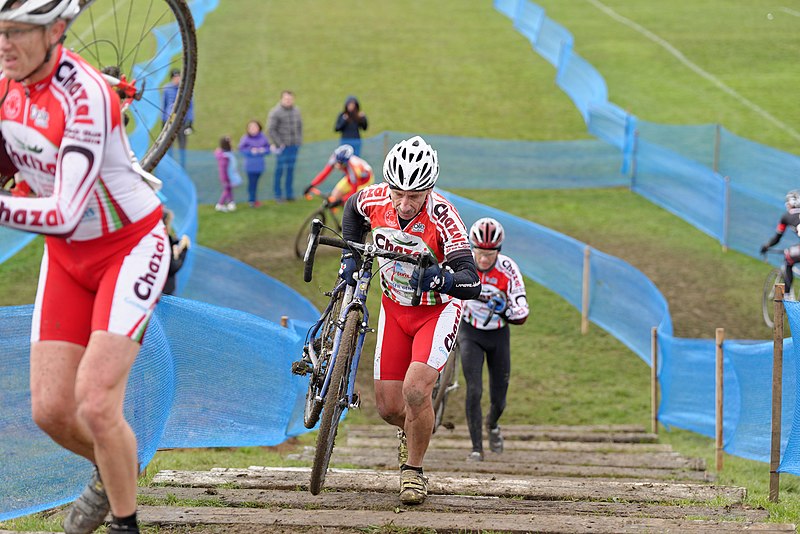 File:Cyclo-Cross international de Dijon 2015 468.jpg