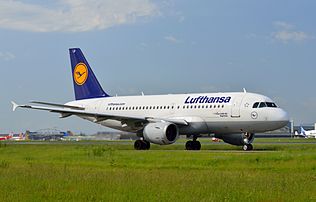Un Airbus A319 de la Lufthansa, à l'aéroport de Toulouse-Blagnac. (définition réelle 5 789 × 3 706)