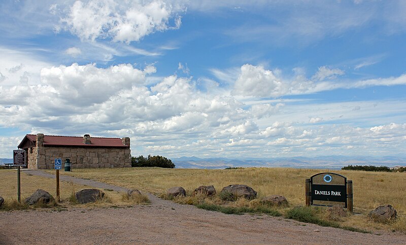 File:Daniels Park (Douglas County, Colorado).JPG