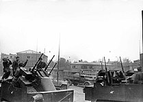 1945年3月苏联军队的M-17坦克进入但泽