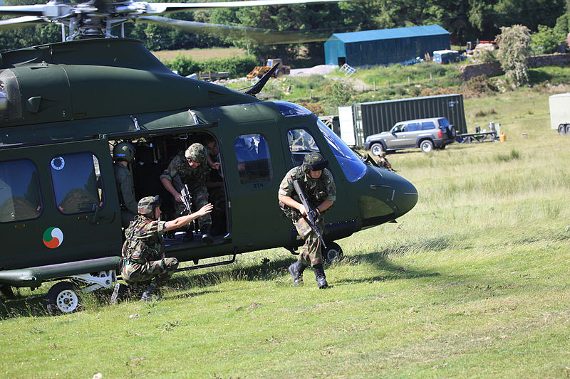 File:Disembarking from Heli (4706565004).jpg