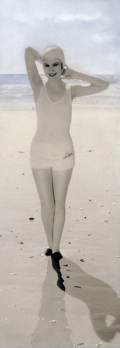 Dorothy Jordan in bathing-suit (1932)