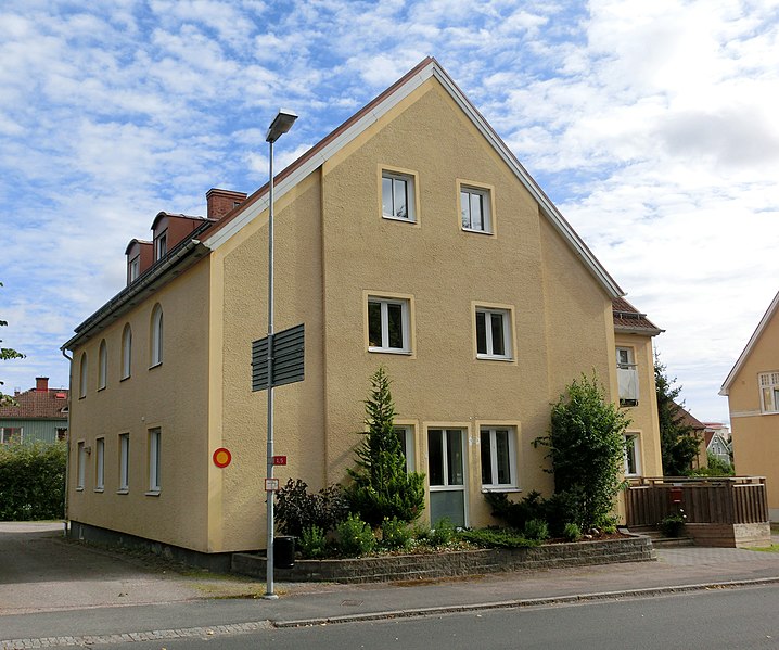 File:Dotorpsgatan 16 (fd Immanuelskyrkan) Falköping 1040.jpg